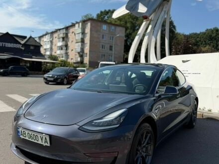 Сірий Тесла Модель 3, об'ємом двигуна 0 л та пробігом 56 тис. км за 22000 $, фото 1 на Automoto.ua