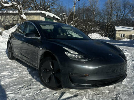 Серый Тесла Модель 3, объемом двигателя 0 л и пробегом 188 тыс. км за 17998 $, фото 1 на Automoto.ua