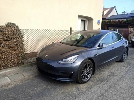 Сірий Тесла Модель 3, об'ємом двигуна 0 л та пробігом 98 тис. км за 12405 $, фото 1 на Automoto.ua