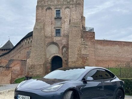 Сірий Тесла Модель 3, об'ємом двигуна 0 л та пробігом 49 тис. км за 15500 $, фото 1 на Automoto.ua