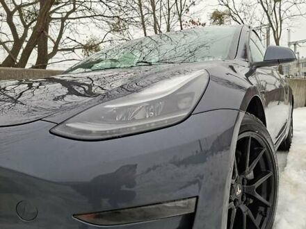 Серый Тесла Модель 3, объемом двигателя 0 л и пробегом 85 тыс. км за 20900 $, фото 1 на Automoto.ua