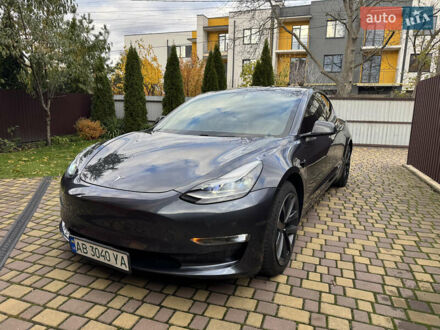 Тесла Модель 3 2021 у Вінниці на Automoto.ua Сірий Тесла Модель 3, об'ємом двигуна 0 л та пробігом 55 тис. км за 23300 $, фото 1 на Automoto.ua