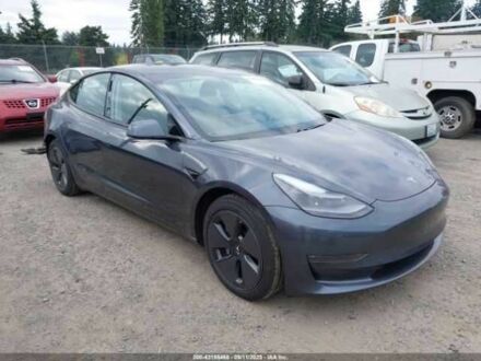 Сірий Тесла Модель 3, об'ємом двигуна 0 л та пробігом 67 тис. км за 8000 $, фото 1 на Automoto.ua
