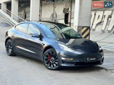 Серый Тесла Модель 3, объемом двигателя 0 л и пробегом 51 тыс. км за 23600 $, фото 1 на Automoto.ua