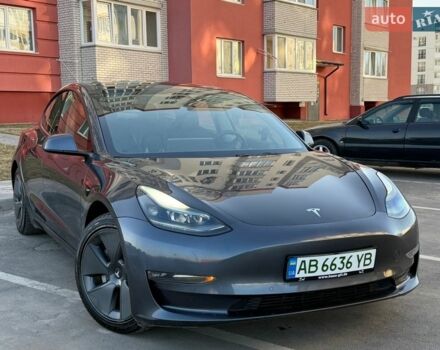 Серый Тесла Модель 3, объемом двигателя 0 л и пробегом 99 тыс. км за 20999 $, фото 1 на Automoto.ua