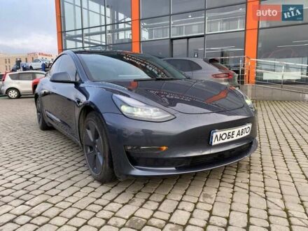 Тесла Модель 3 2021 в Львове на Automoto.ua Серый Тесла Модель 3, объемом двигателя 0 л и пробегом 82 тыс. км за 22800 $, фото 1 на Automoto.ua