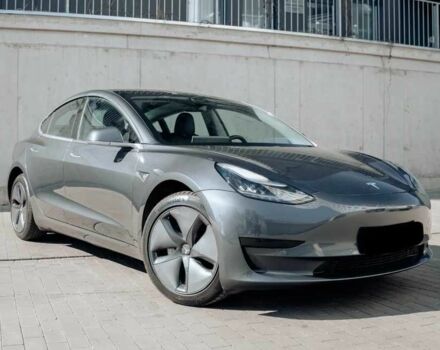 Серый Тесла Модель 3, объемом двигателя 0 л и пробегом 78 тыс. км за 11800 $, фото 1 на Automoto.ua