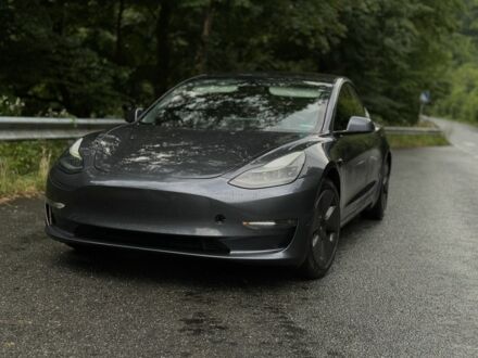 Тесла Модель 3 2021 у Ужгороді на Automoto.ua Сірий Тесла Модель 3, об'ємом двигуна 0 л та пробігом 89 тис. км за 18800 $, фото 1 на Automoto.ua