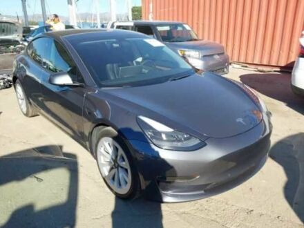 Сірий Тесла Модель 3, об'ємом двигуна 0 л та пробігом 70 тис. км за 9800 $, фото 1 на Automoto.ua