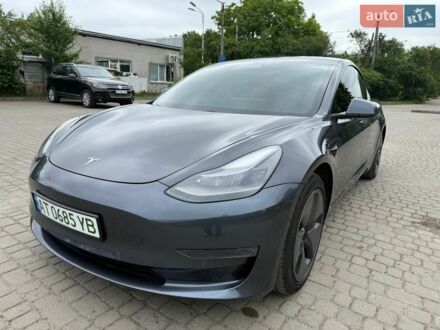 Серый Тесла Модель 3, объемом двигателя 0 л и пробегом 132 тыс. км за 15100 $, фото 1 на Automoto.ua