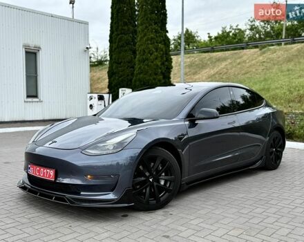 Серый Тесла Модель 3, объемом двигателя 0 л и пробегом 177 тыс. км за 16750 $, фото 1 на Automoto.ua