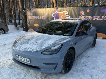 Серый Тесла Модель 3, объемом двигателя 0 л и пробегом 68 тыс. км за 18300 $, фото 1 на Automoto.ua