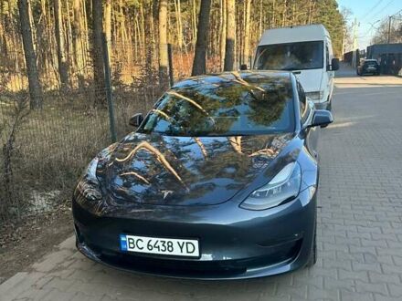 Серый Тесла Модель 3, объемом двигателя 0 л и пробегом 121 тыс. км за 22500 $, фото 1 на Automoto.ua