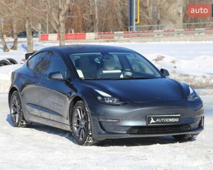 Серый Тесла Модель 3, объемом двигателя 0 л и пробегом 37 тыс. км за 24500 $, фото 1 на Automoto.ua