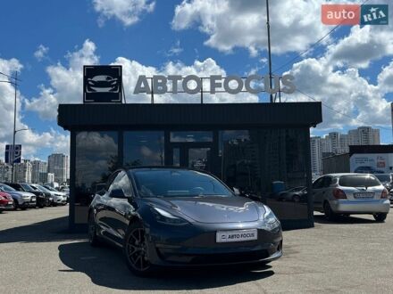 Серый Тесла Модель 3, объемом двигателя 0 л и пробегом 76 тыс. км за 20990 $, фото 1 на Automoto.ua