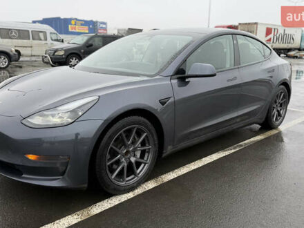 Серый Тесла Модель 3, объемом двигателя 0 л и пробегом 78 тыс. км за 17000 $, фото 1 на Automoto.ua
