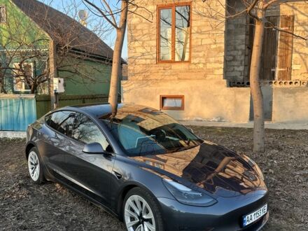 Серый Тесла Модель 3, объемом двигателя 0 л и пробегом 117 тыс. км за 20000 $, фото 1 на Automoto.ua