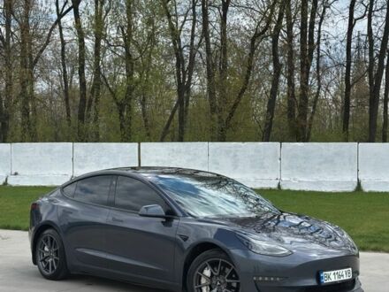 Сірий Тесла Модель 3, об'ємом двигуна 0 л та пробігом 158 тис. км за 15300 $, фото 1 на Automoto.ua