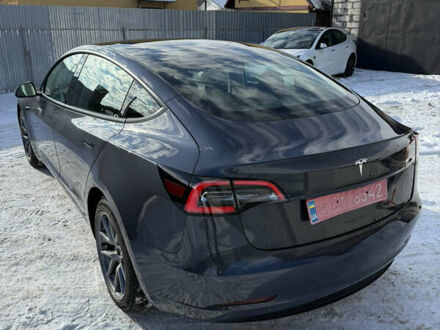 Серый Тесла Модель 3, объемом двигателя 0 л и пробегом 113 тыс. км за 13500 $, фото 1 на Automoto.ua