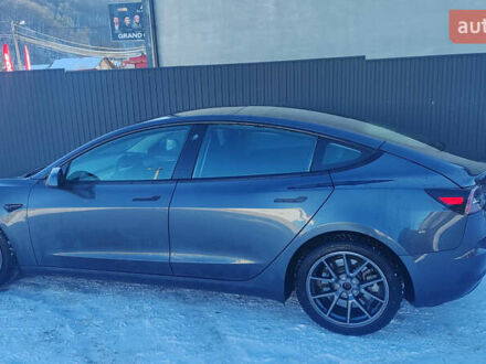 Серый Тесла Модель 3, объемом двигателя 0 л и пробегом 225 тыс. км за 17200 $, фото 1 на Automoto.ua