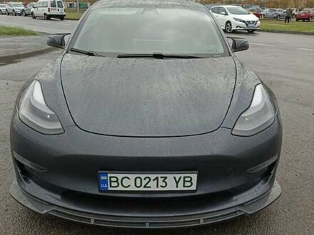 Серый Тесла Модель 3, объемом двигателя 0 л и пробегом 46 тыс. км за 18200 $, фото 1 на Automoto.ua
