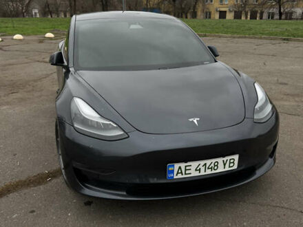 Сірий Тесла Модель 3, об'ємом двигуна 0 л та пробігом 90 тис. км за 20500 $, фото 1 на Automoto.ua