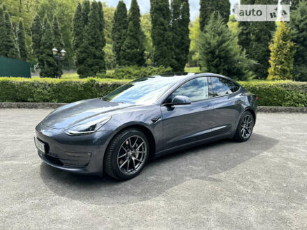 Сірий Тесла Модель 3, об'ємом двигуна 0 л та пробігом 28 тис. км за 23900 $, фото 1 на Automoto.ua