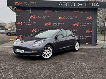 Серый Тесла Модель 3, объемом двигателя 0 л и пробегом 43 тыс. км за 25000 $, фото 1 на Automoto.ua