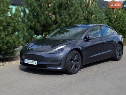 Сірий Тесла Модель 3, об'ємом двигуна 0 л та пробігом 64 тис. км за 21900 $, фото 1 на Automoto.ua