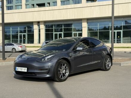 Тесла Модель 3 2022 у Дніпро (Дніпропетровську) на Automoto.ua Сірий Тесла Модель 3, об'ємом двигуна 0 л та пробігом 52 тис. км за 24000 $, фото 1 на Automoto.ua