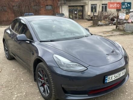 Серый Тесла Модель 3, объемом двигателя 0 л и пробегом 99 тыс. км за 16250 $, фото 1 на Automoto.ua