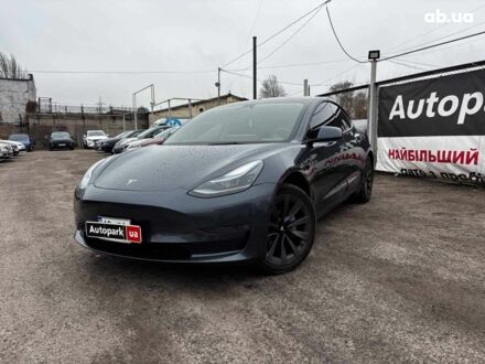 Серый Тесла Модель 3, объемом двигателя 0 л и пробегом 69 тыс. км за 25990 $, фото 1 на Automoto.ua