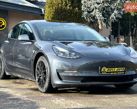 Сірий Тесла Модель 3, об'ємом двигуна 0 л та пробігом 194 тис. км за 20900 $, фото 1 на Automoto.ua