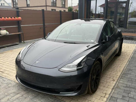 Серый Тесла Модель 3, объемом двигателя 0 л и пробегом 300 тыс. км за 18500 $, фото 1 на Automoto.ua