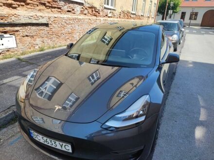 Тесла Модель 3 2022 у Києві на Automoto.ua Сірий Тесла Модель 3, об'ємом двигуна 0 л та пробігом 78 тис. км за 23891 $, фото 1 на Automoto.ua
