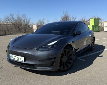 Серый Тесла Модель 3, объемом двигателя 0 л и пробегом 93 тыс. км за 20000 $, фото 1 на Automoto.ua