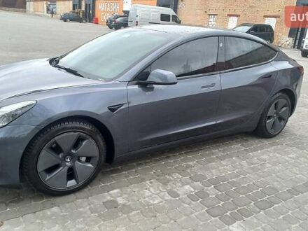 Серый Тесла Модель 3, объемом двигателя 0 л и пробегом 70 тыс. км за 25400 $, фото 1 на Automoto.ua