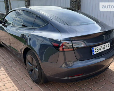 Серый Тесла Модель 3, объемом двигателя 0 л и пробегом 10 тыс. км за 31500 $, фото 1 на Automoto.ua