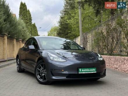 Сірий Тесла Модель 3, об'ємом двигуна 0 л та пробігом 4 тис. км за 28399 $, фото 1 на Automoto.ua