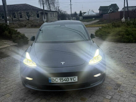 Серый Тесла Модель 3, объемом двигателя 0 л и пробегом 50 тыс. км за 24900 $, фото 1 на Automoto.ua