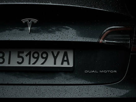 Тесла Модель 3 2022 в Полтаве на Automoto.ua Серый Тесла Модель 3, объемом двигателя 0 л и пробегом 61 тыс. км за 23000 $, фото 1 на Automoto.ua