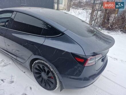 Серый Тесла Модель 3, объемом двигателя 0 л и пробегом 45 тыс. км за 19500 $, фото 1 на Automoto.ua