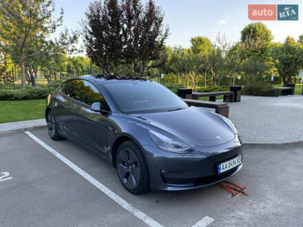 Тесла Модель 3 2022 у Києві на Automoto.ua Сірий Тесла Модель 3, об'ємом двигуна 0 л та пробігом 53 тис. км за 22000 $, фото 1 на Automoto.ua