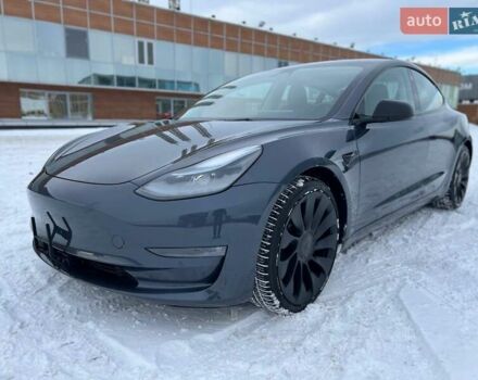 Серый Тесла Модель 3, объемом двигателя 0 л и пробегом 37 тыс. км за 22500 $, фото 1 на Automoto.ua