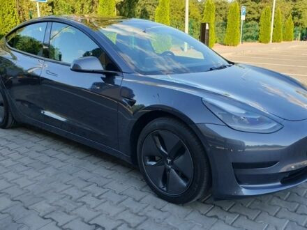 Тесла Модель 3 2022 у Кременчуге на Automoto.ua Сірий Тесла Модель 3, об'ємом двигуна 0 л та пробігом 54 тис. км за 18999 $, фото 1 на Automoto.ua