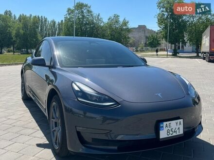 Серый Тесла Модель 3, объемом двигателя 0 л и пробегом 227 тыс. км за 17999 $, фото 1 на Automoto.ua