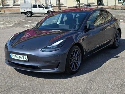 Сірий Тесла Модель 3, об'ємом двигуна 0 л та пробігом 57 тис. км за 22200 $, фото 1 на Automoto.ua
