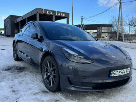 Серый Тесла Модель 3, объемом двигателя 0 л и пробегом 92 тыс. км за 21399 $, фото 1 на Automoto.ua