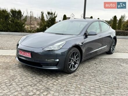 Серый Тесла Модель 3, объемом двигателя 0 л и пробегом 77 тыс. км за 18500 $, фото 1 на Automoto.ua