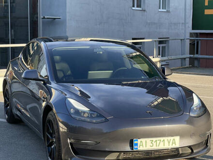 Тесла Модель 3 2022 в Киеве на Automoto.ua Серый Тесла Модель 3, объемом двигателя 0 л и пробегом 48 тыс. км за 28000 $, фото 1 на Automoto.ua
